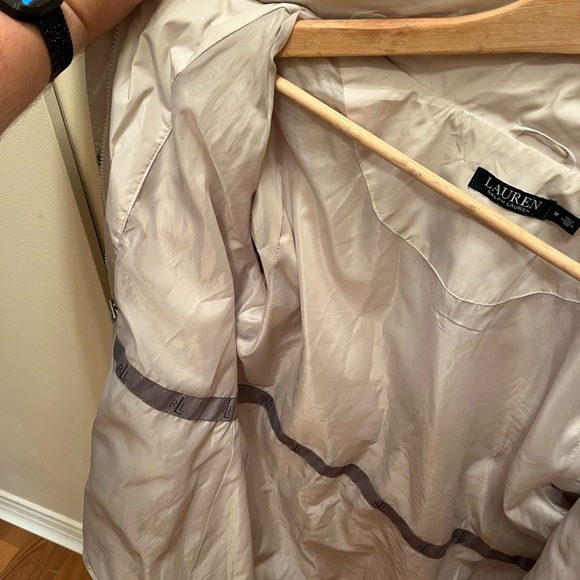 Ralph Lauren Womens Raincoat - Picture 3 of 8